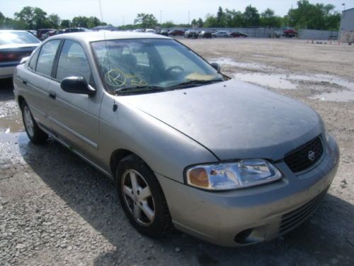 Nissan sentra  xe 2002  / 5 speed ,beige, 4doors/ aluminum rims