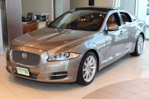 Massage seats luxury portfolio panoramic navigation bluetooth streaming low mile
