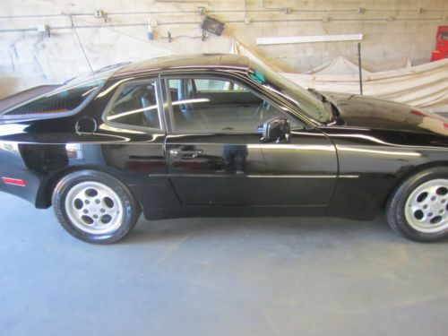 1989 porsche 944 coupe 2-door 2.7l