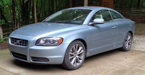 2010 volvo c70 30k miles &#034;total care&#034; extended warranty!