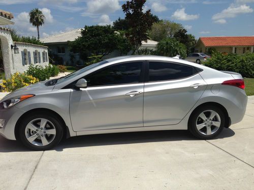 2013 hyundai elantra gls sedan 4-door 1.8l