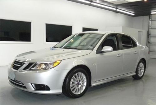 2011 saab 9-3 sedan auto turbo4 w.extras 93 excellent condition like new