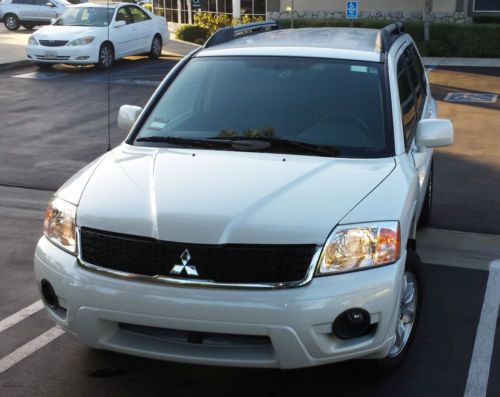 2011 mitsubishi endeavor ls suv 20900 miles, full factory warranty, perfect!