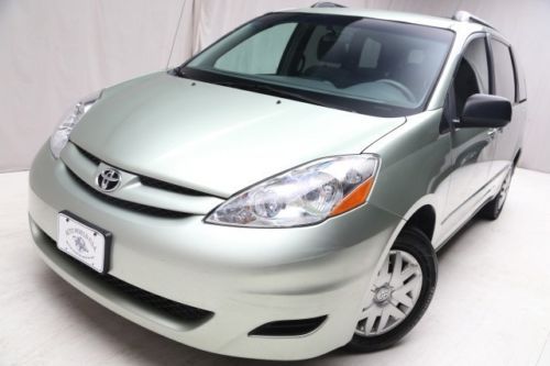 We finance! 2009 toyota sienna ce fwd power sliding doors