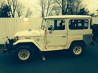 1982 toyota land cruiser base sport utility 2-door 4.2l