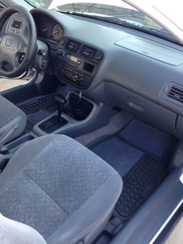 1998 Honda Civic EX White coupe 2 door stock / Clean / Gas saver, image 5
