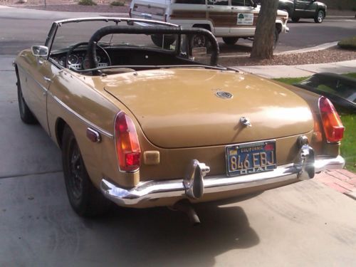 1972 MGB Convertible Original California Car now in Arizona. 11,329 miles, image 2
