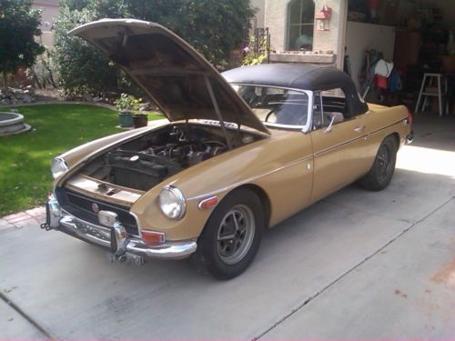 1972 MGB Convertible Original California Car now in Arizona. 11,329 miles, image 9