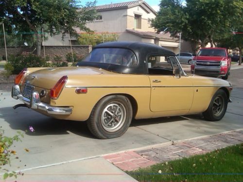 1972 MGB Convertible Original California Car now in Arizona. 11,329 miles, image 17