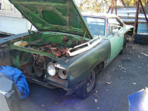 1969 dodge superbee. factory f-6 green