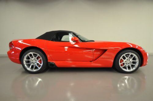 Dodge viper very viper red convertible 11k miles