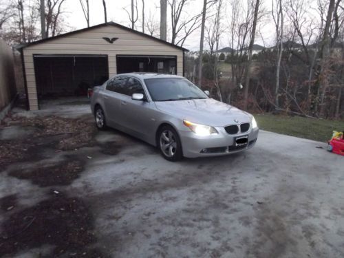 2005 bmw 525i base sedan 4-door 2.5l