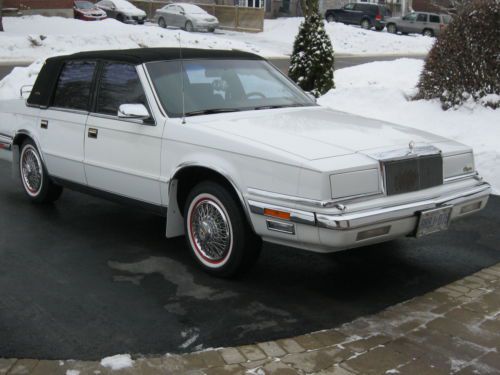 An all original 88 new yorker with only 28000 miles. full &#034;simcon&#034; roof