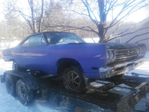 1969 plymouth road runner 440 4 speed