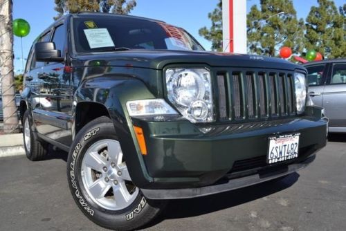 Sport manual cd air conditioning power steering bodyside moldings speed control