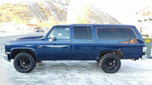 1985 gmc sububan, hot rod, classic, custom, new parts, orignal owners, nice!!!!!