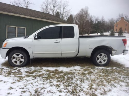 2004 Nissan Titan SE King Cab Pickup 4-Door 5.6L, image 4
