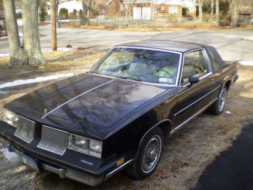 85 cutlass                      nice!    cheap!