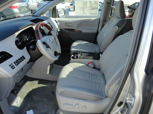 New 2014 Sienna Limited FWD Navigation Dual Sunroof DVD TV Silver Sky Metallic, US $42,500.00, image 9