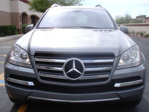 2012 Mercedes-Benz GL550 4MATIC, image 2