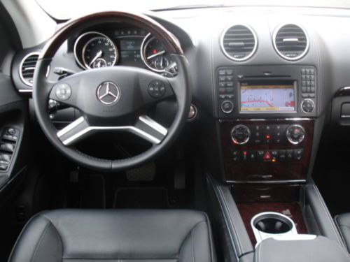 2012 Mercedes-Benz GL550 4MATIC, image 4