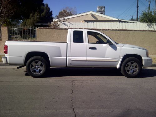 2005 dodge dakota club cab