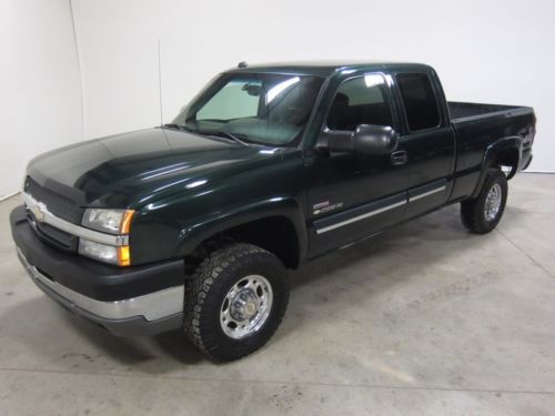 04 chevy silverado 2500 6.6l v8 duramax diesel ext short bed 4x4 2 owner 80pix