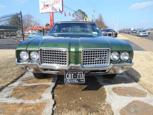 1972 oldsmobile cutlass, wonderful car, cold a/c, runs great, dual gate shifter