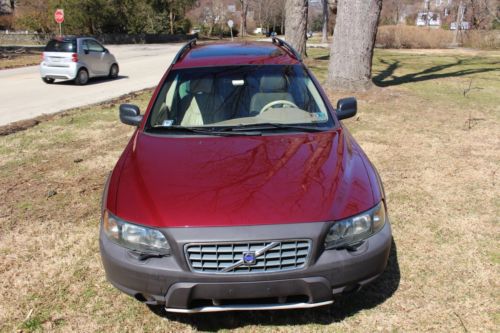 2004 volvo xc70 wagon low miles!!!