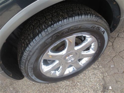 SUV 3.6L CD Front Wheel Drive Chrome Wheels We Finance DVD FWD Clean Carfax Bose, image 12
