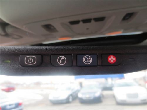 SUV 3.6L CD Front Wheel Drive Chrome Wheels We Finance DVD FWD Clean Carfax Bose, image 31