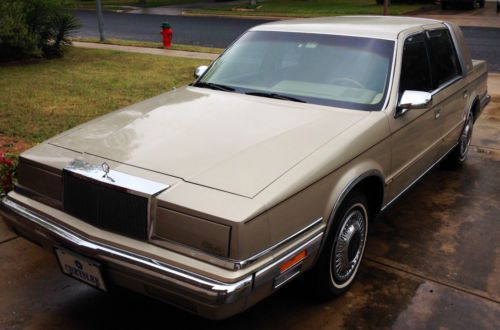 1989 chrysler new yorker landau sedan 4-door 3.0l