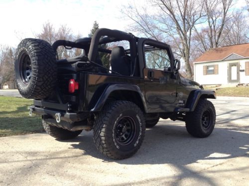 2005 Jeep Wrangler X Sport Utility 2-Door 4.0L, image 2