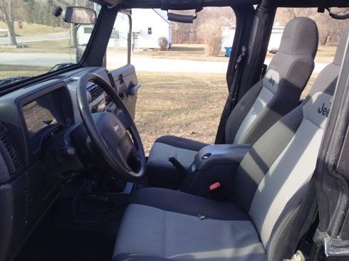 2005 Jeep Wrangler X Sport Utility 2-Door 4.0L, image 11