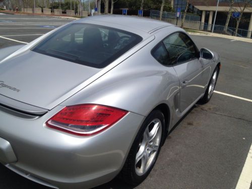 2009 porsche cayman base hatchback 2-door 2.9l