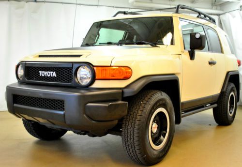 2010 toyota fj cruiser base sport utility 4-door 4.0l