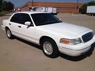 1999 ford crown victoria s sedan 4-door 4.6l