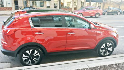 2011 Kia Sportage SX AWD Turbo LIKE NEW! WARRANTY! LOADED! NAV! LOW RESERVE, image 3