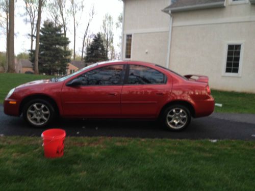 2004 dodge neon sxt sedan 4-door 2.0l