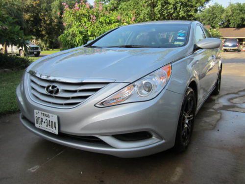 2012 hyundai sonata gls sedan 4-door 2.4l, silver, custom wheels, good mileage