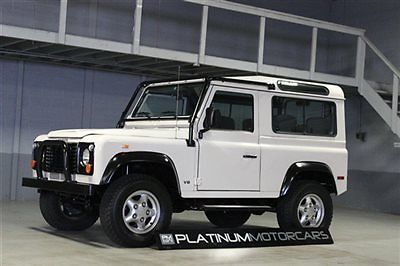1997 land rover defender 90, 73k miles, power windows, drives great, very clean
