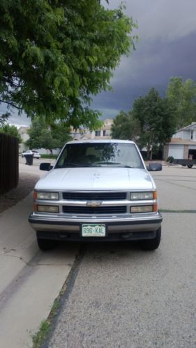 1995 chevrolet k1500 suburban base sport utility 4-door 5.7l