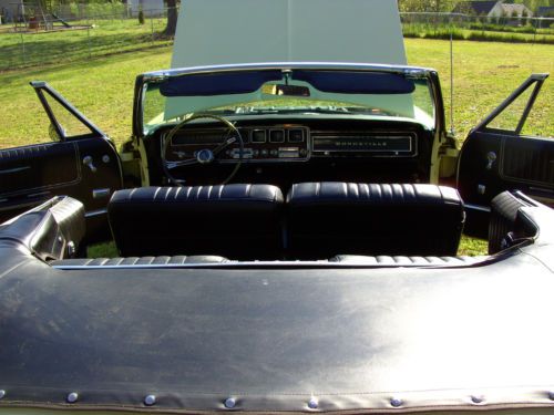 *New Original Restored 1966 Pontiac Bonneville Convertible*, image 4