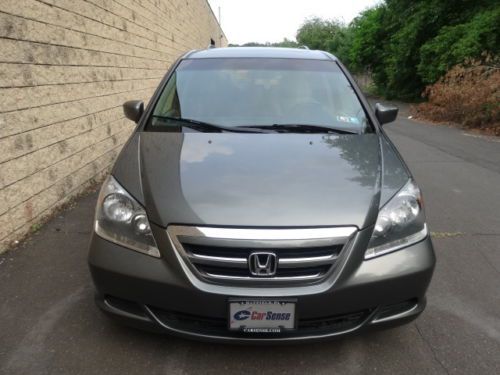 NO RESERVE ALL POWER LEATHER SUNROOF 8 SEAT DUAL A/C NEW MICHELIN TIRES SERVICED, image 4