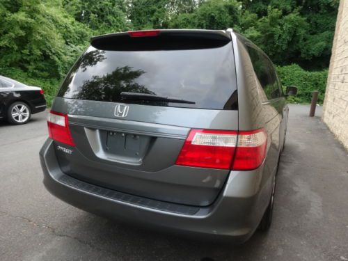 NO RESERVE ALL POWER LEATHER SUNROOF 8 SEAT DUAL A/C NEW MICHELIN TIRES SERVICED, image 7