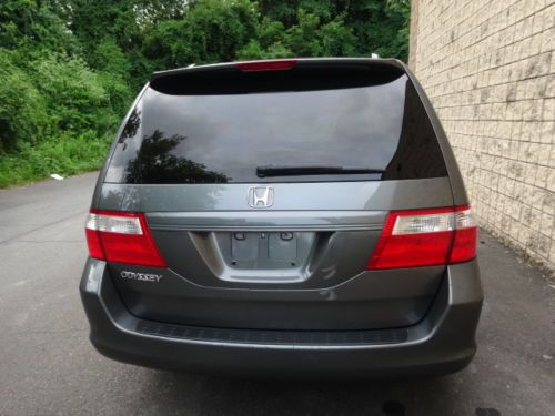 NO RESERVE ALL POWER LEATHER SUNROOF 8 SEAT DUAL A/C NEW MICHELIN TIRES SERVICED, image 10