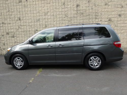 NO RESERVE ALL POWER LEATHER SUNROOF 8 SEAT DUAL A/C NEW MICHELIN TIRES SERVICED, image 12