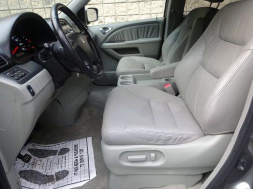 NO RESERVE ALL POWER LEATHER SUNROOF 8 SEAT DUAL A/C NEW MICHELIN TIRES SERVICED, image 19