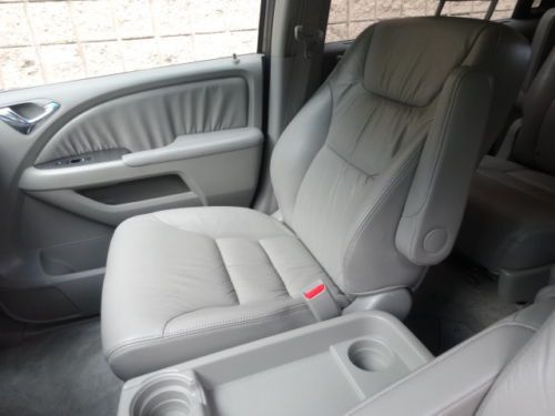 NO RESERVE ALL POWER LEATHER SUNROOF 8 SEAT DUAL A/C NEW MICHELIN TIRES SERVICED, image 20