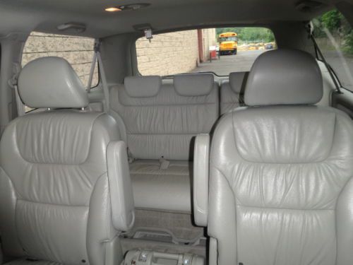 NO RESERVE ALL POWER LEATHER SUNROOF 8 SEAT DUAL A/C NEW MICHELIN TIRES SERVICED, image 21